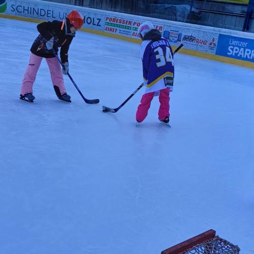 Eishockey 2025 1