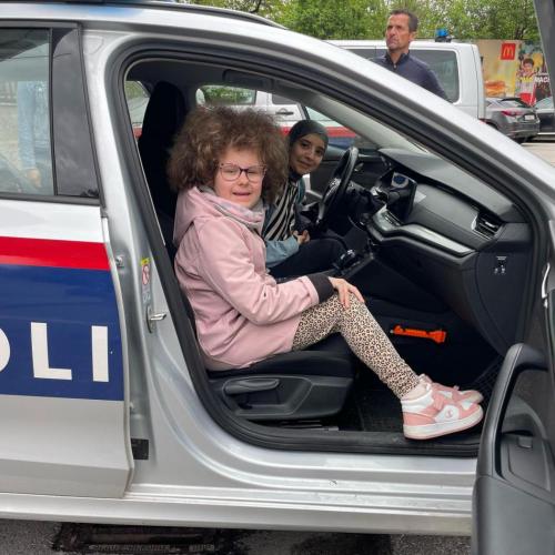 Polizei 4
