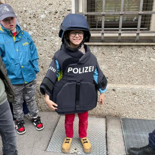 Polizei 9